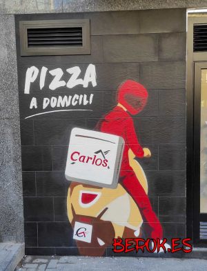 Graffiti Pizza A Domicili Carlos 300x100000